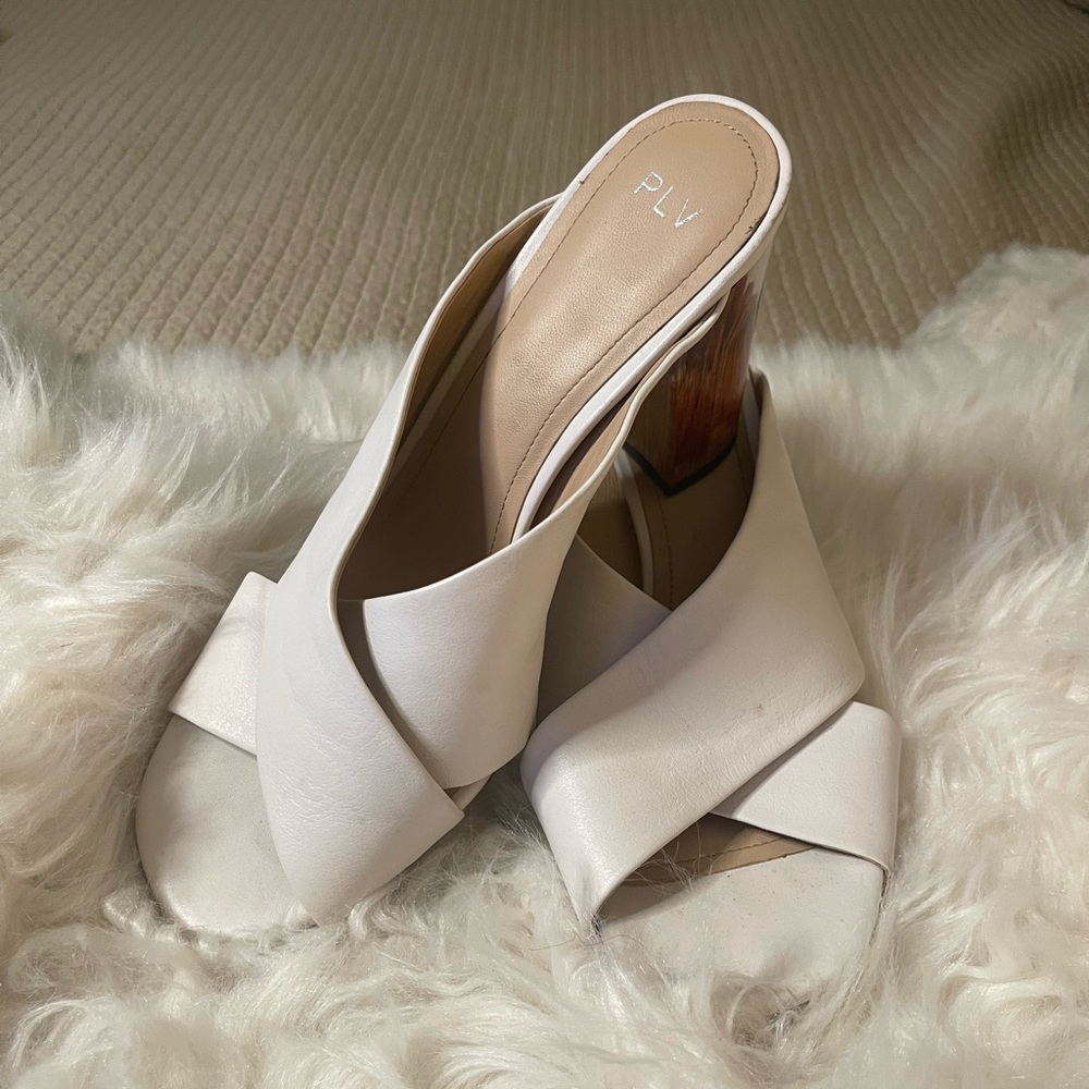 Pour La Victoire Women's Sandals, size 9